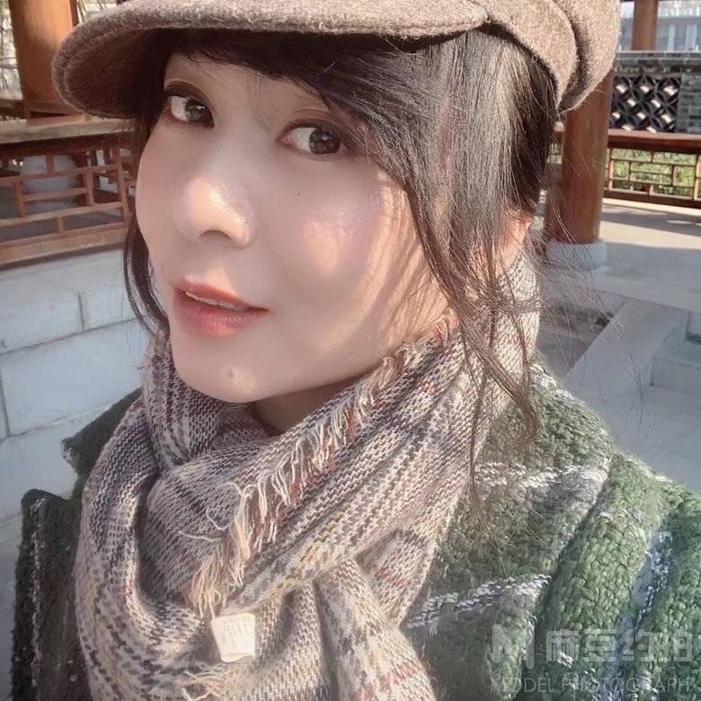 纪实模特
