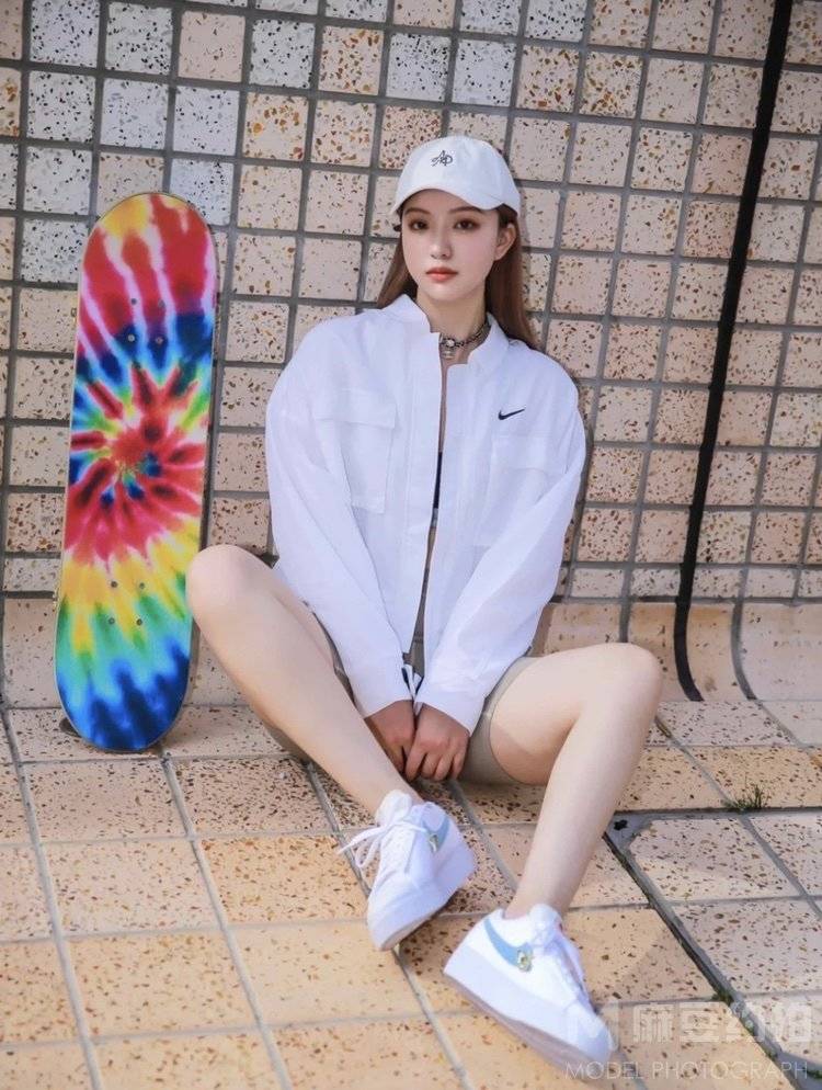 清新模特