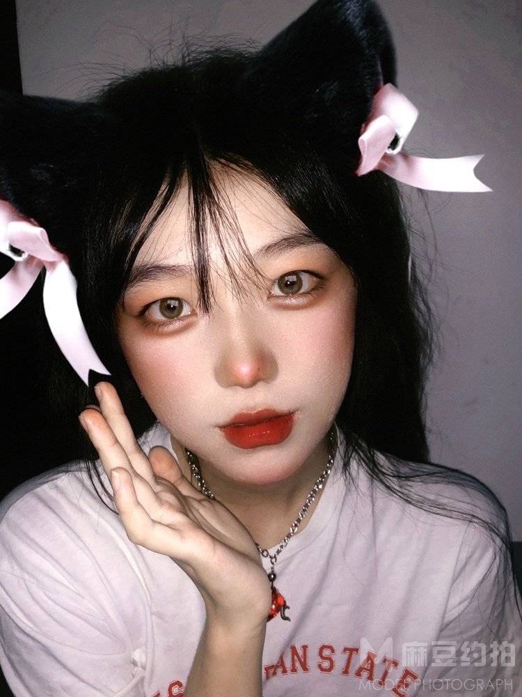 胶片模特