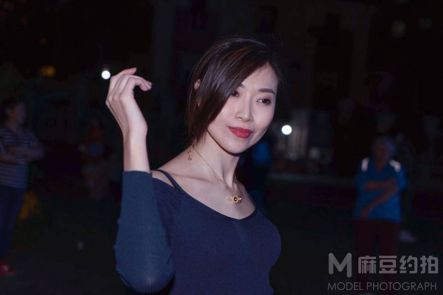 夜景模特
