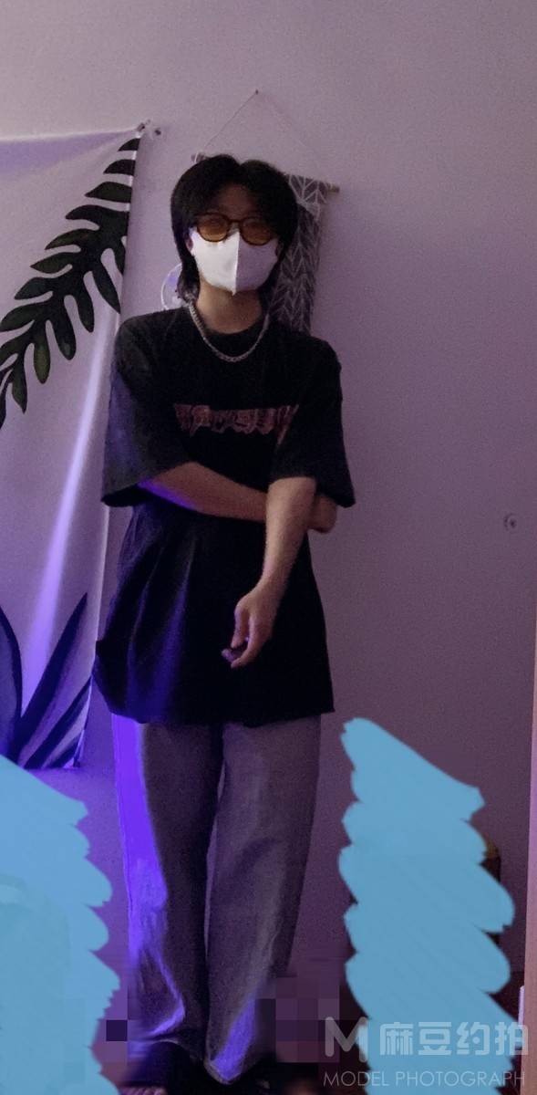 黑白模特