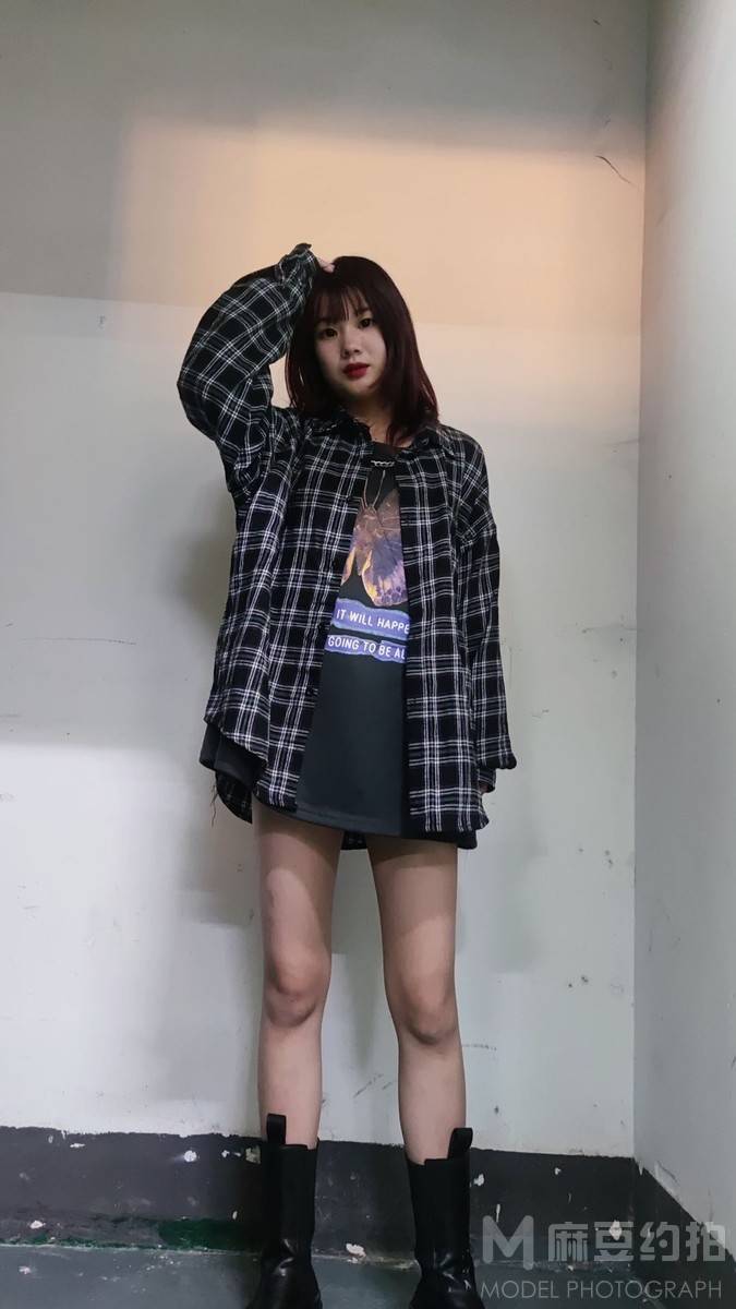 校园模特