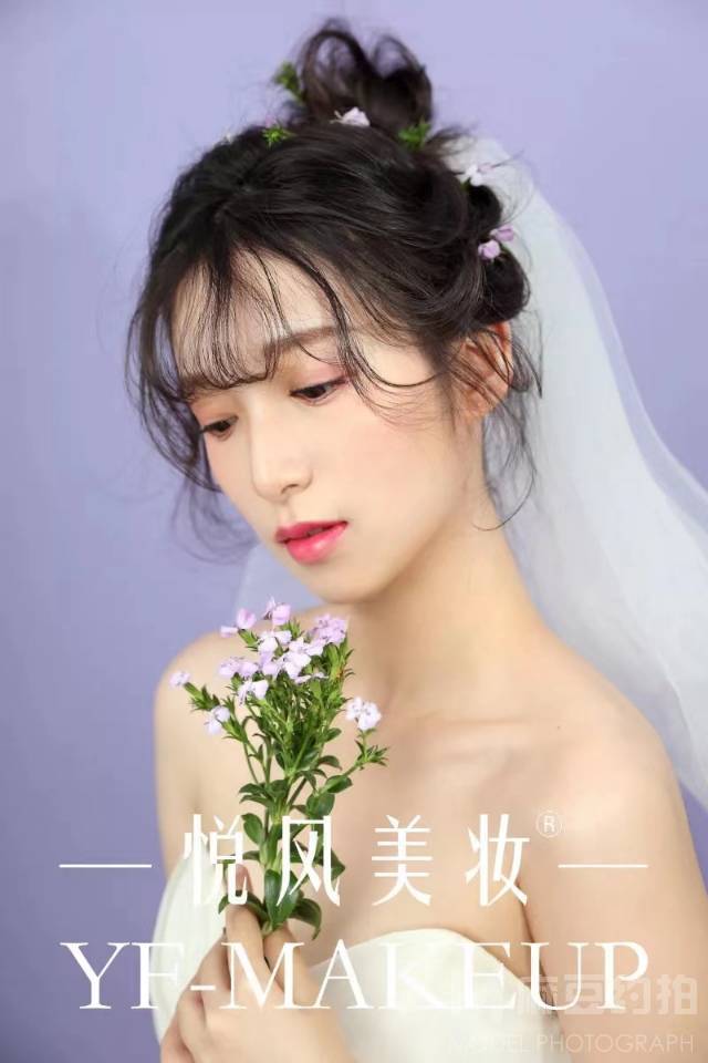 妆容模特