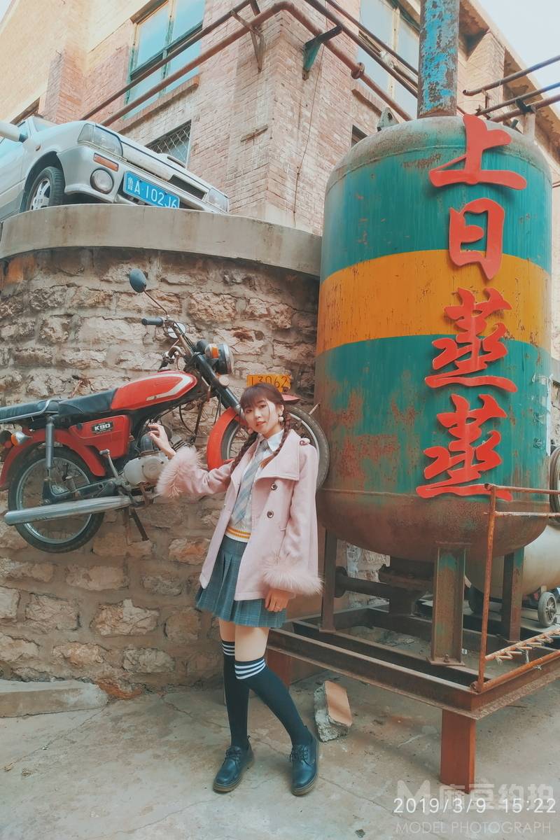 校园模特