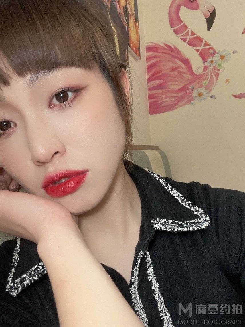 妆容模特