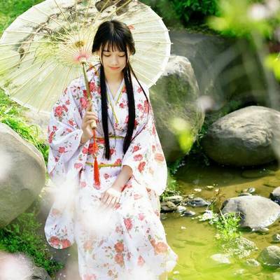 汉服模特