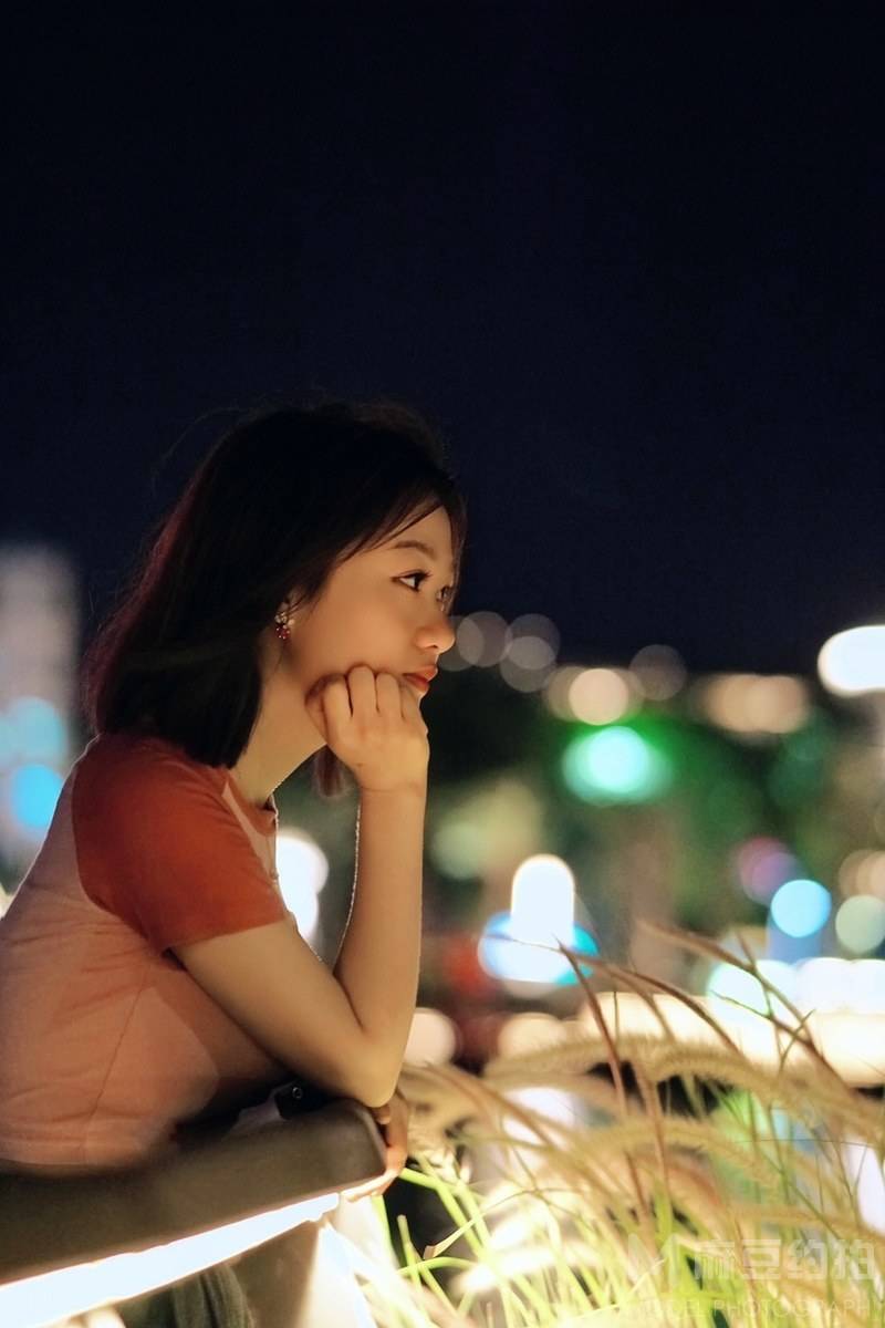 夜景模特