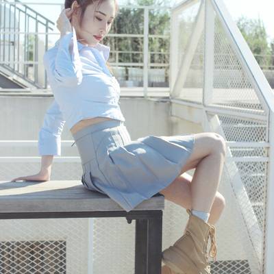 情绪模特