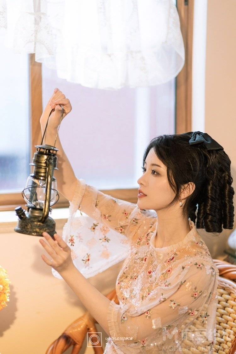 民国模特