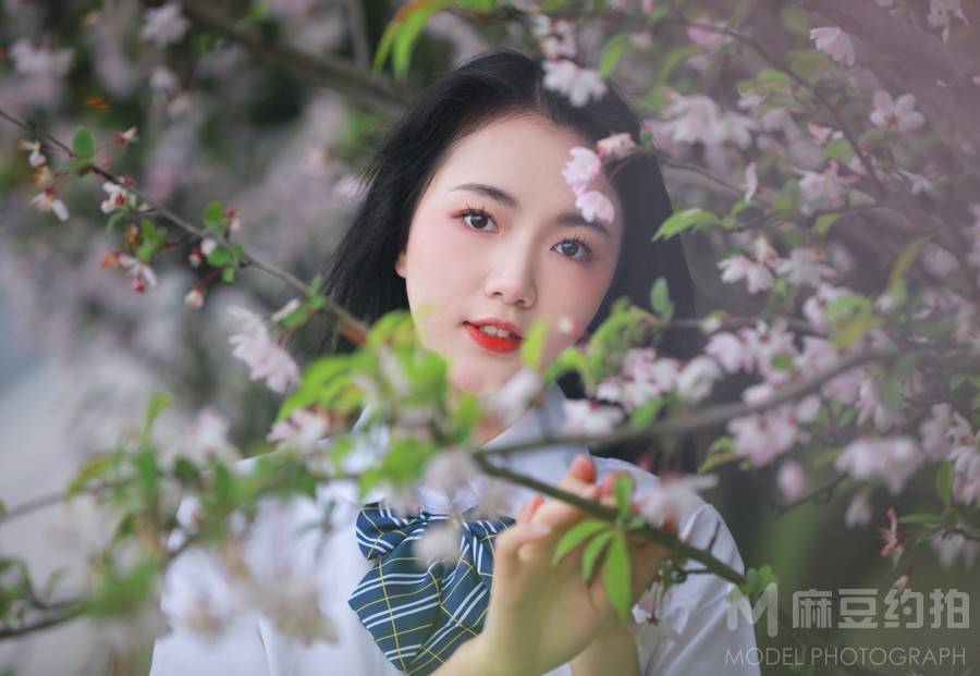 校园模特
