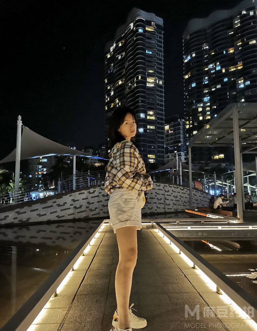 夜景模特