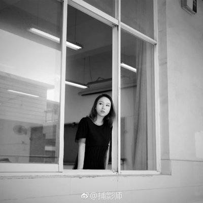黑白模特