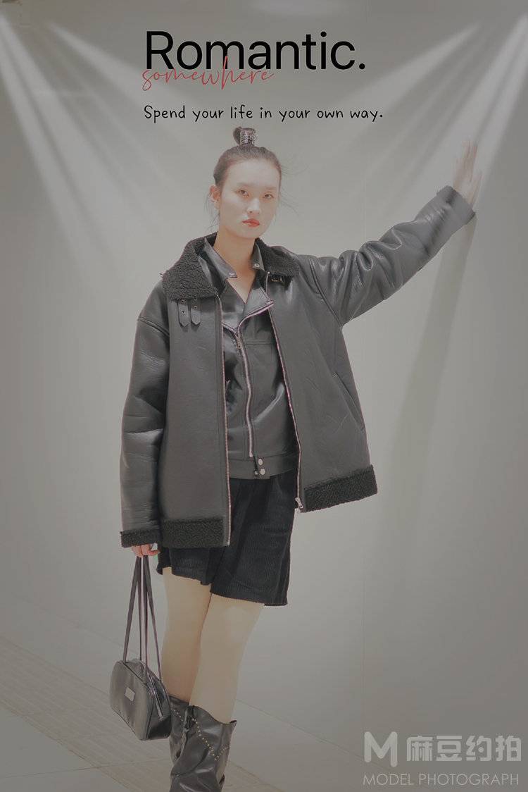 黑白模特