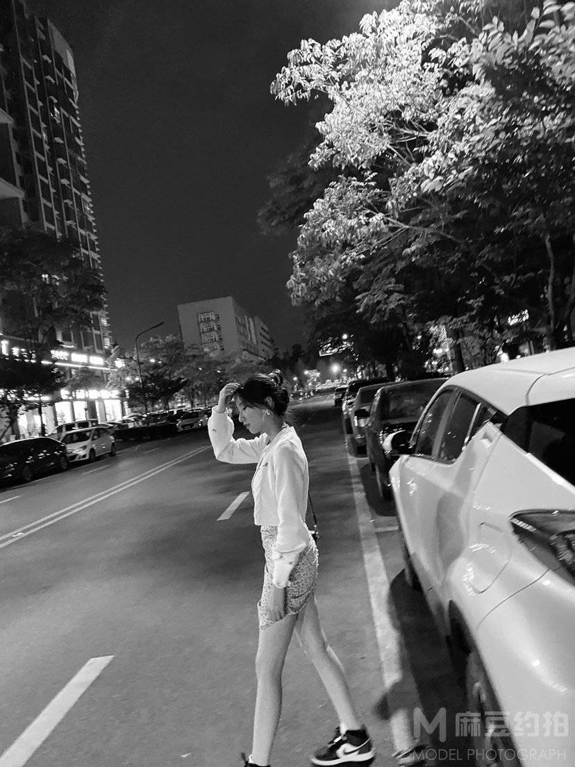 夜景模特