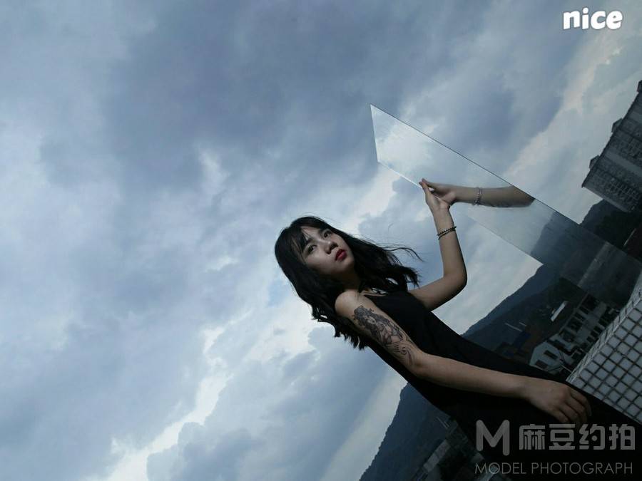 暗黑模特