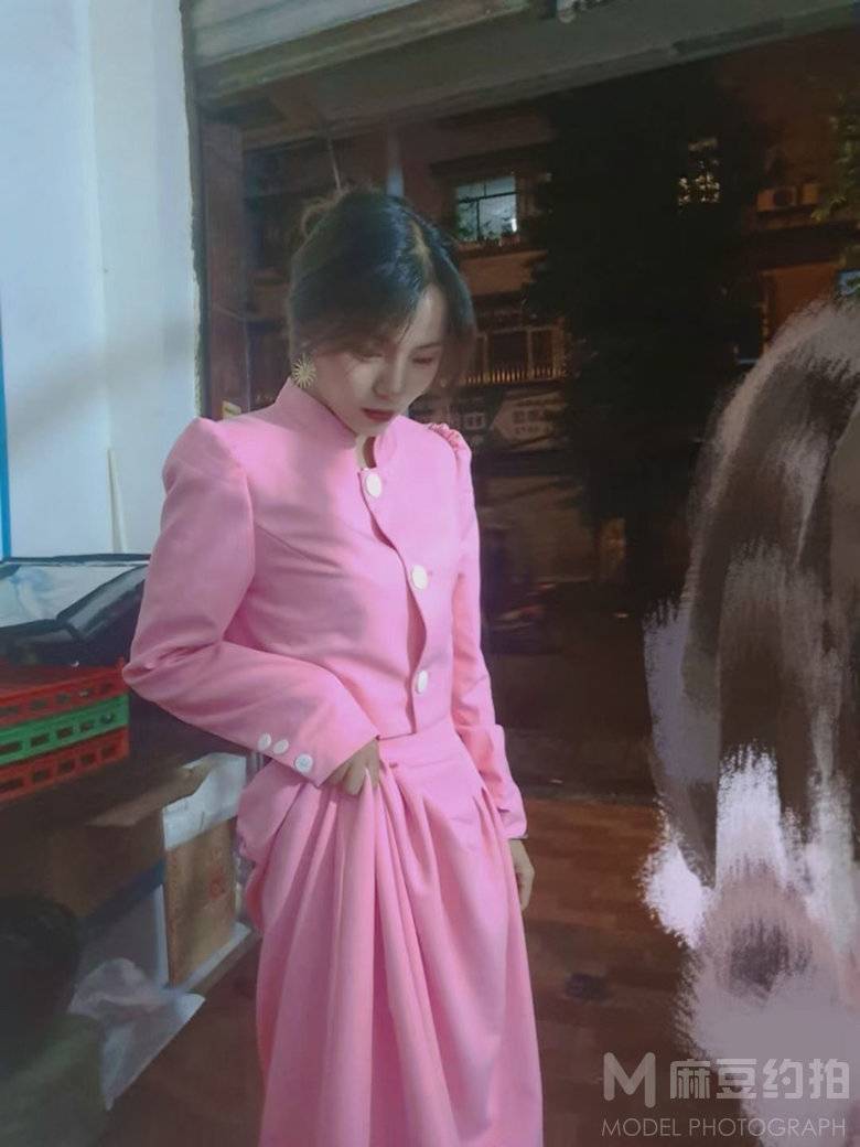 校园模特