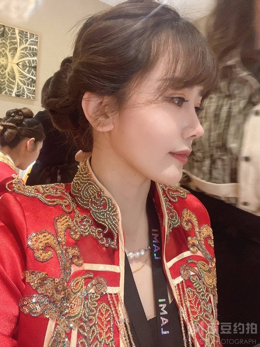 妆容模特