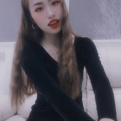 黑白模特