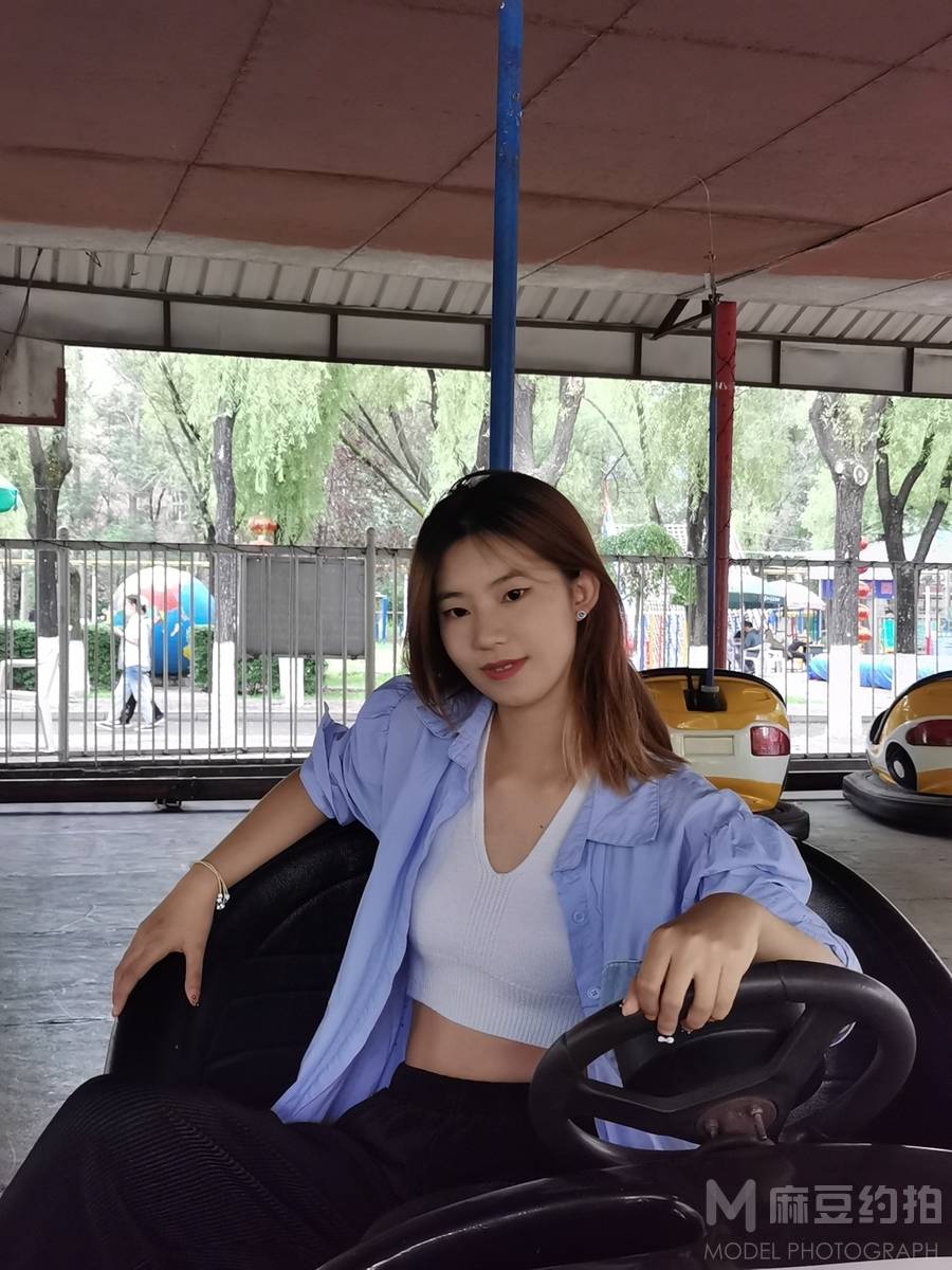 胶片模特