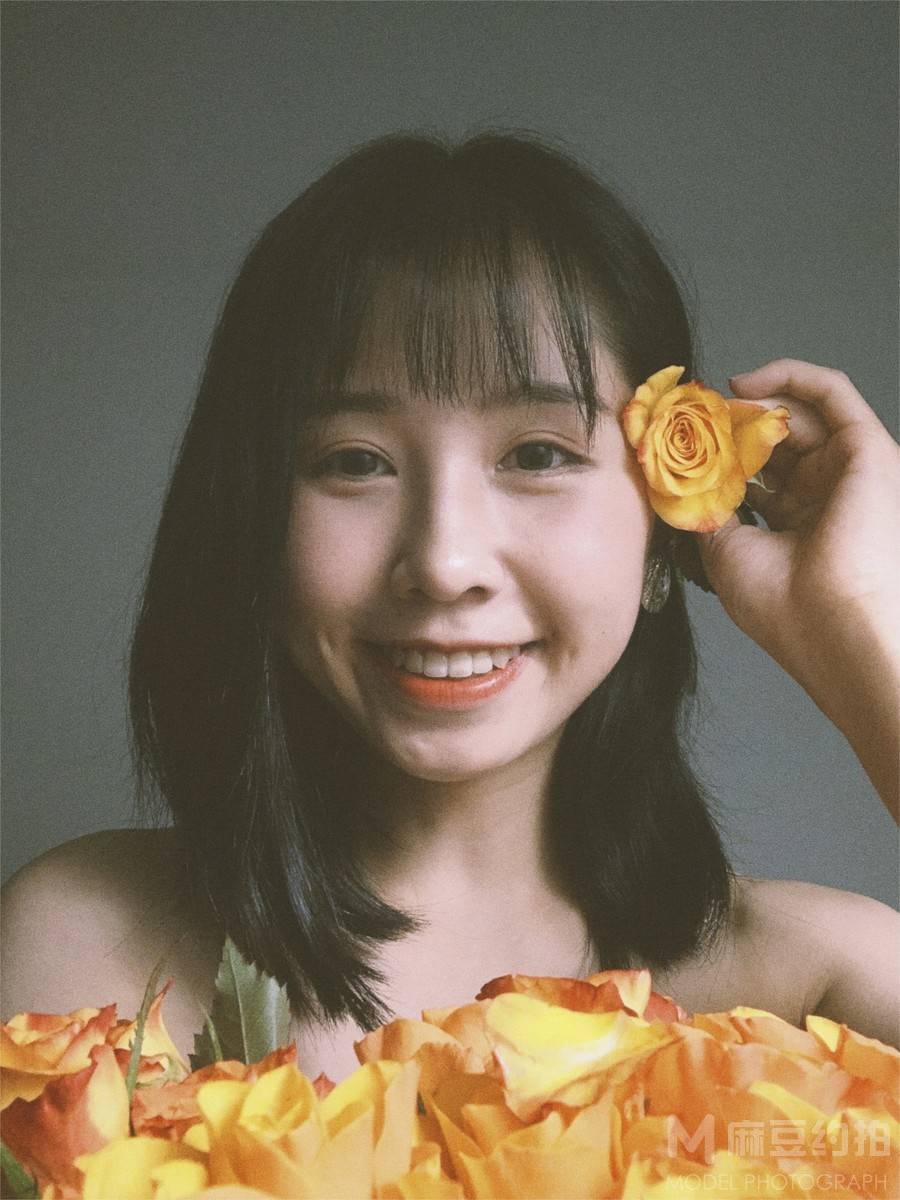胶片模特