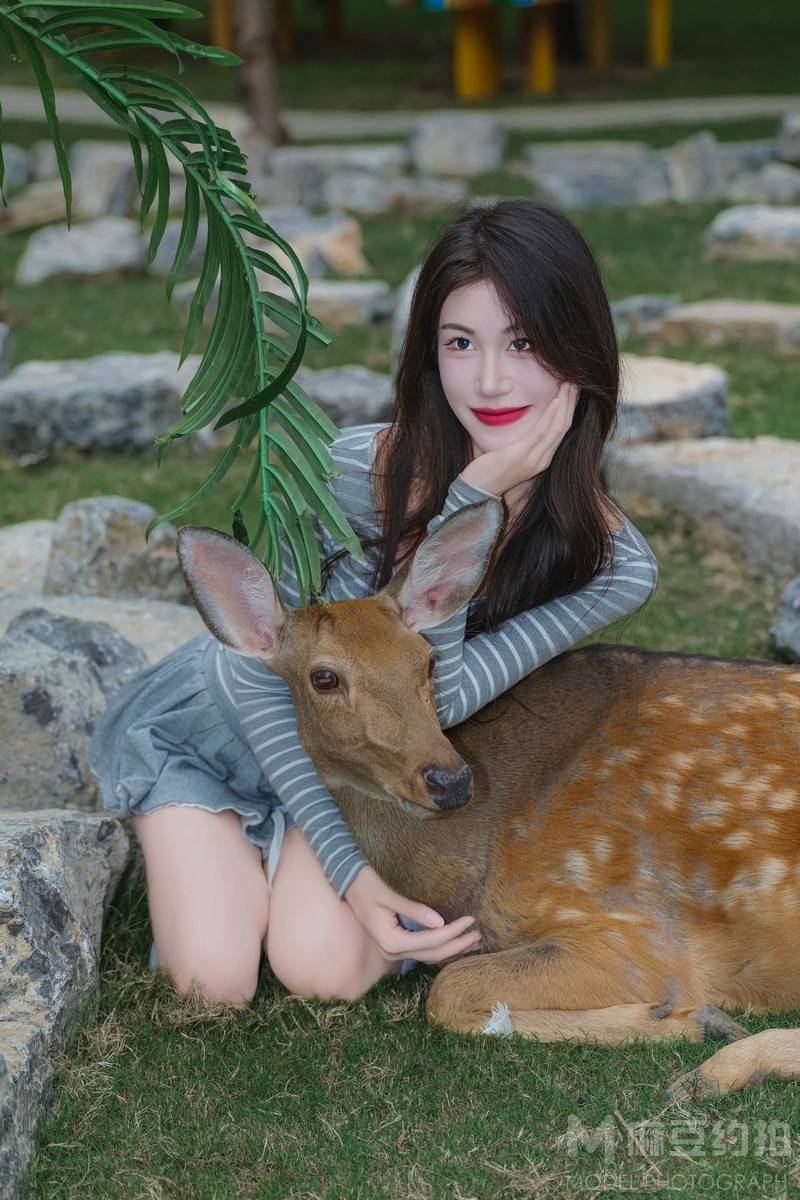 清新模特