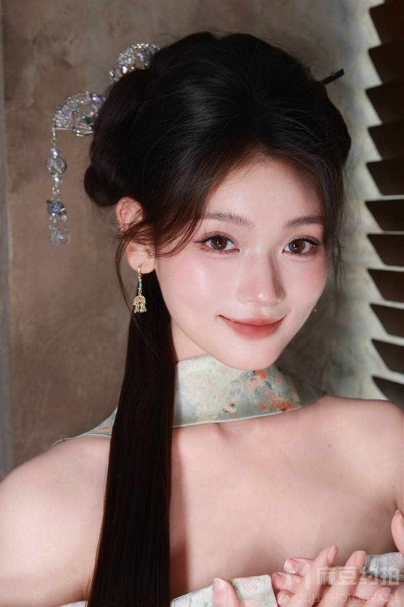 妆容模特