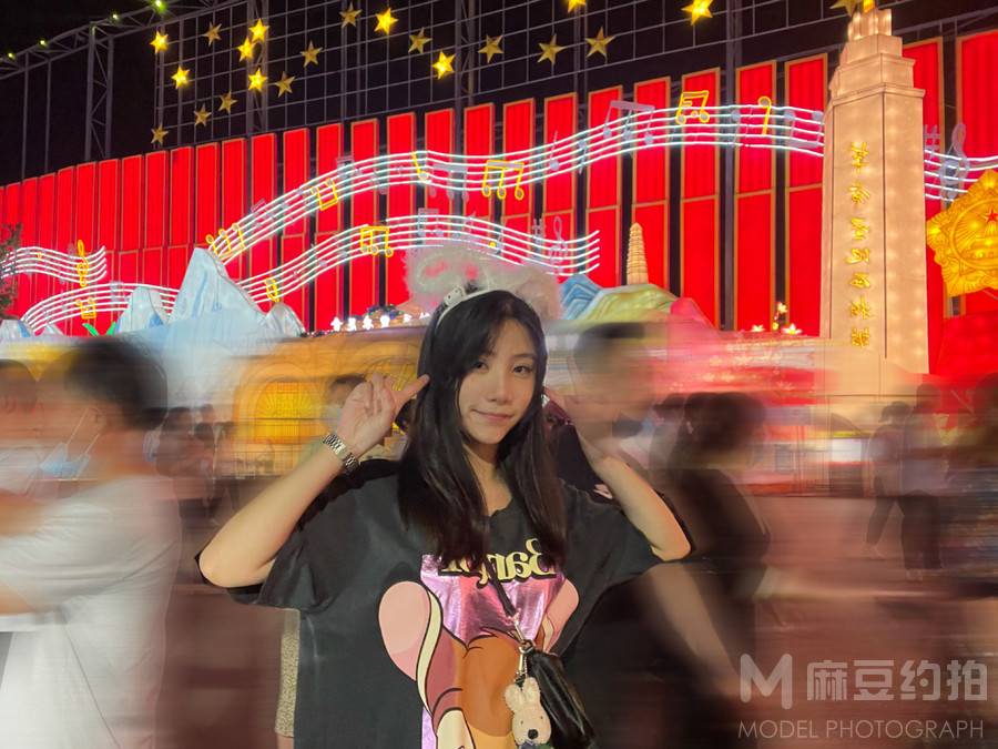 校园模特