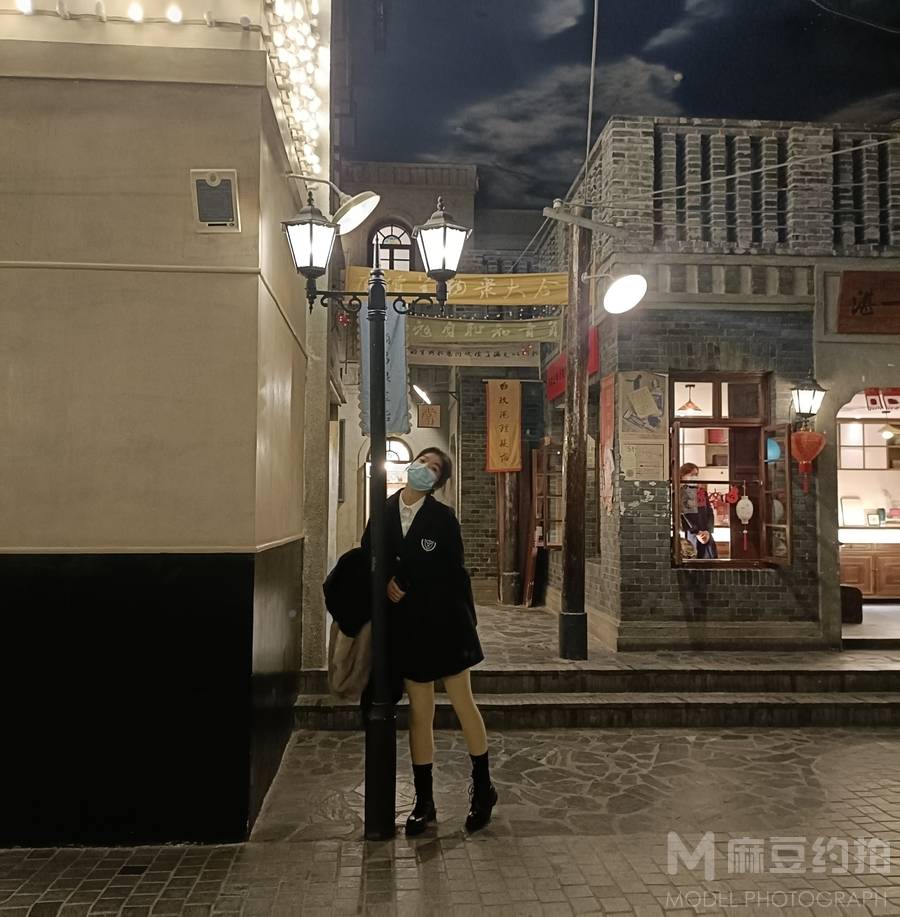校园模特