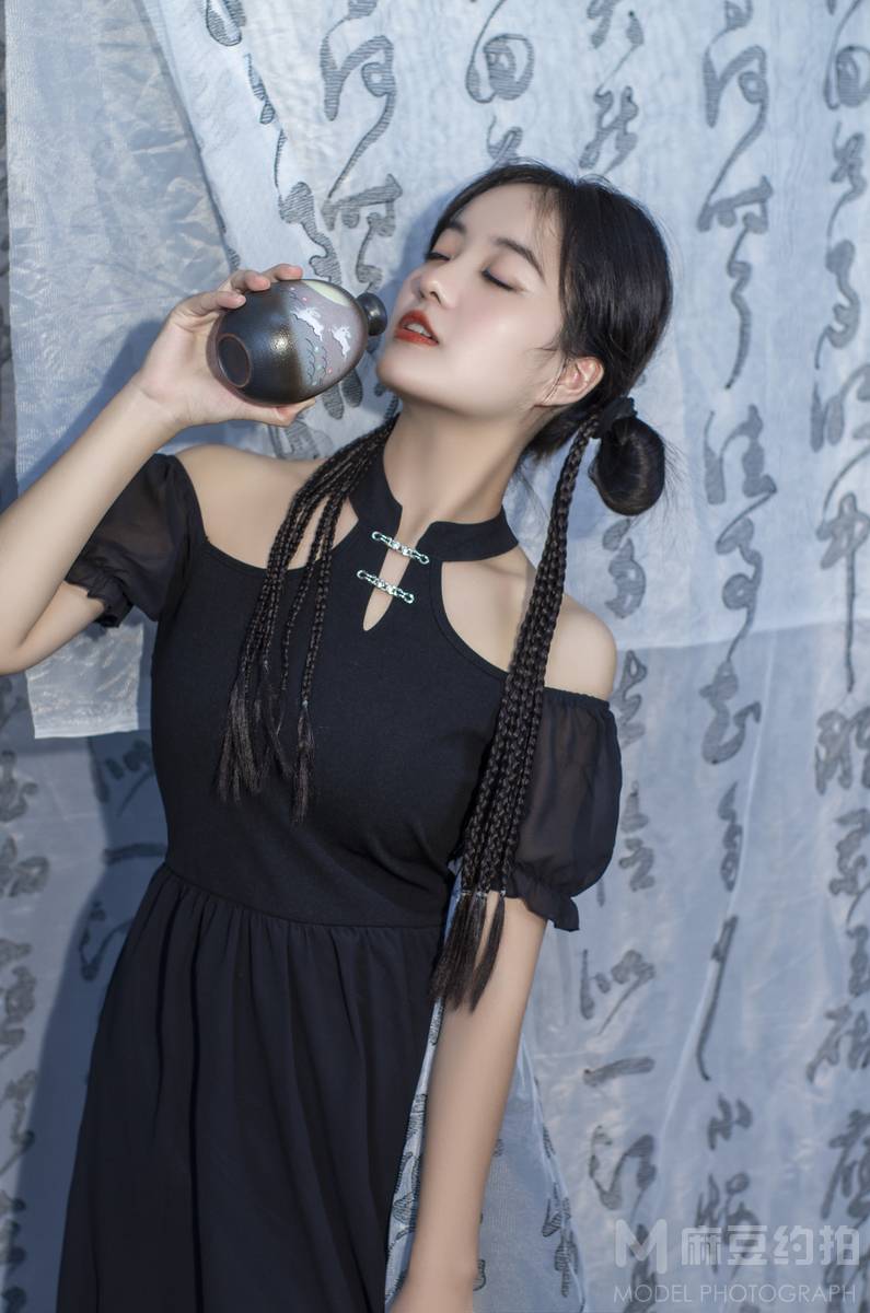 民国模特