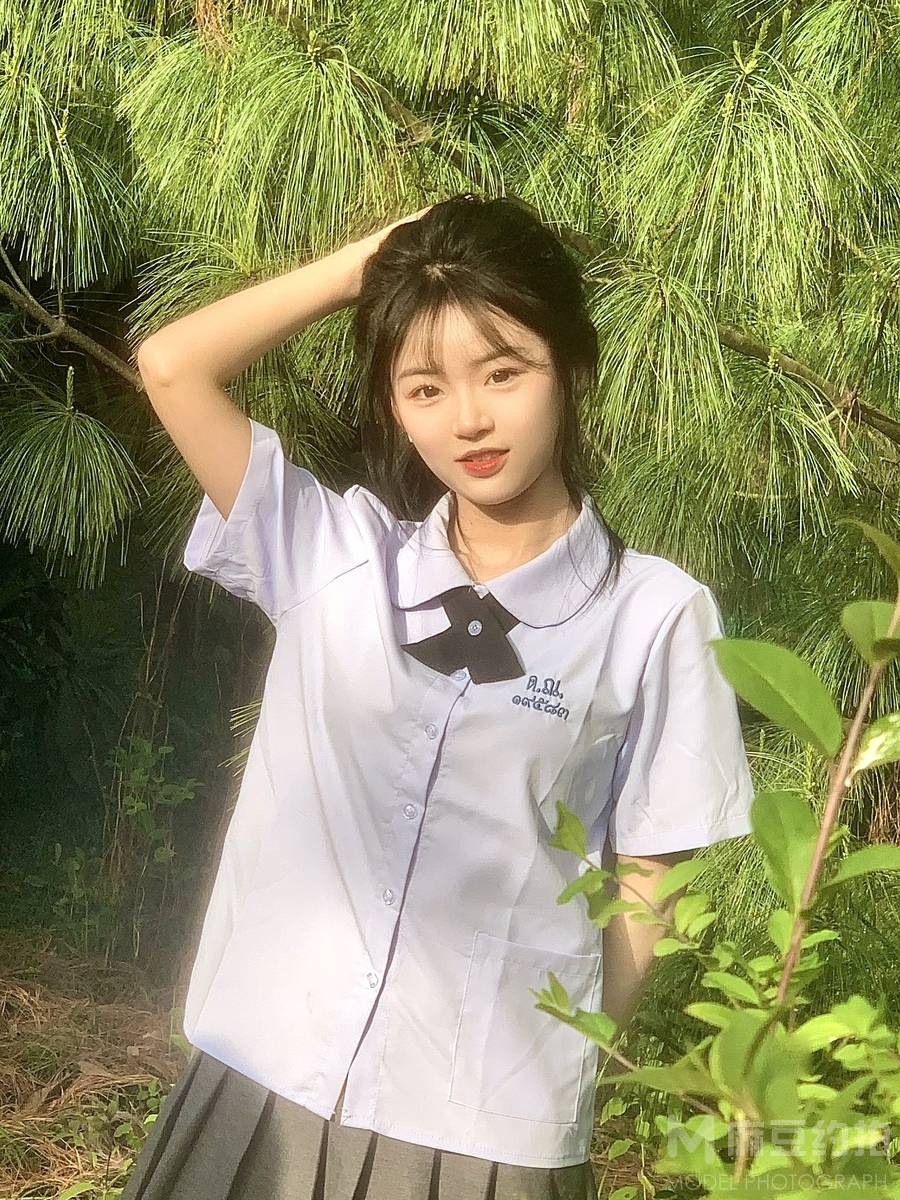 校园模特