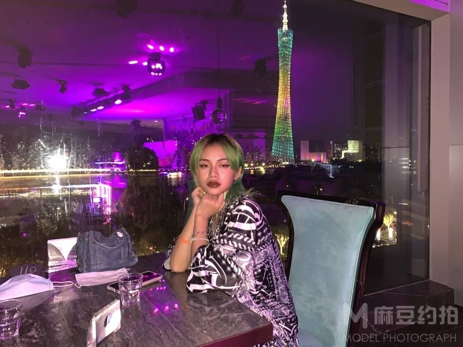 商务模特