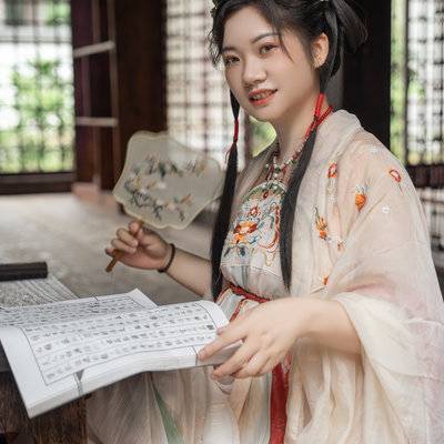 汉服模特