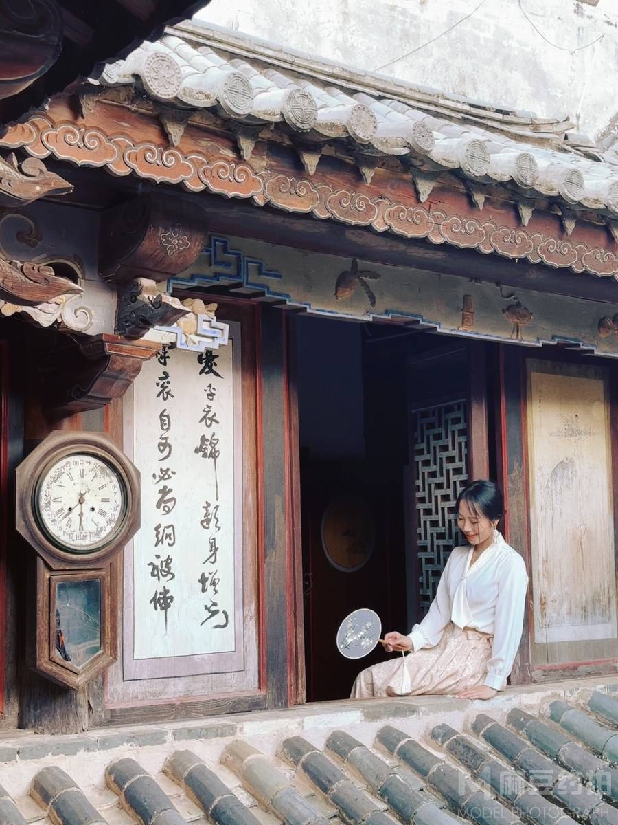 汉服模特