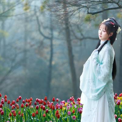 汉服模特