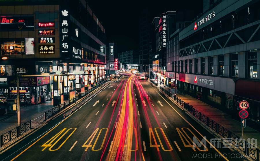 夜景模特
