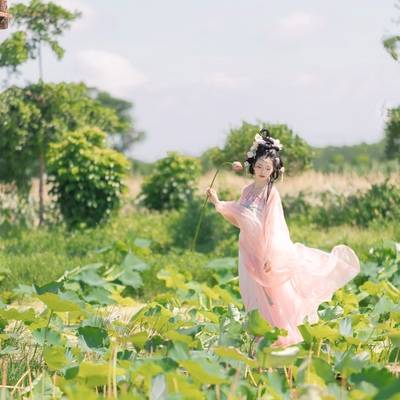汉服模特