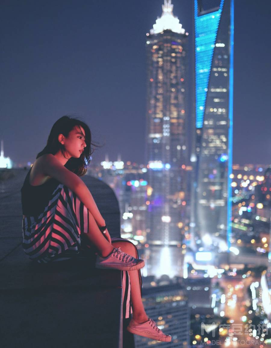 夜景模特