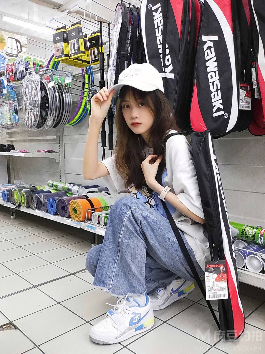 校园模特