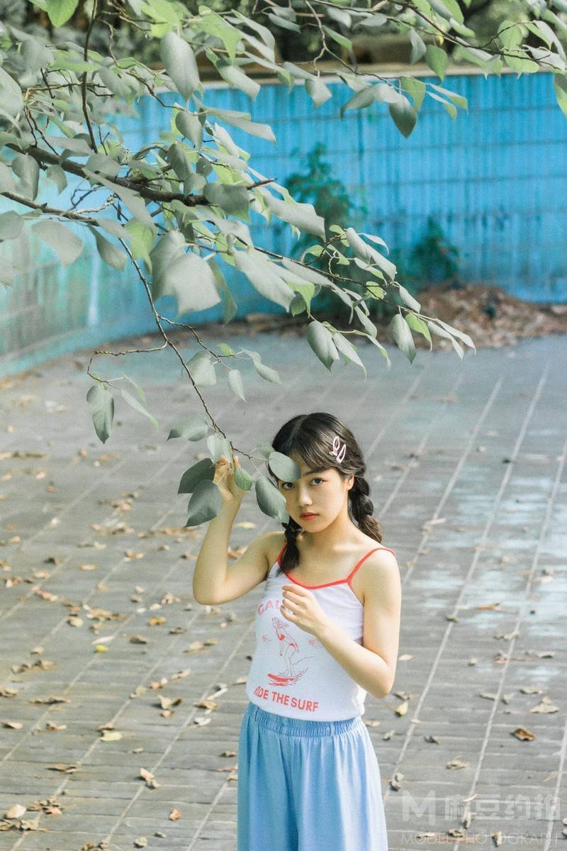 校园模特
