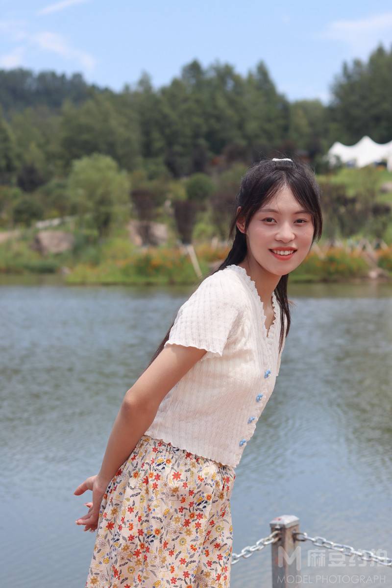 清新模特