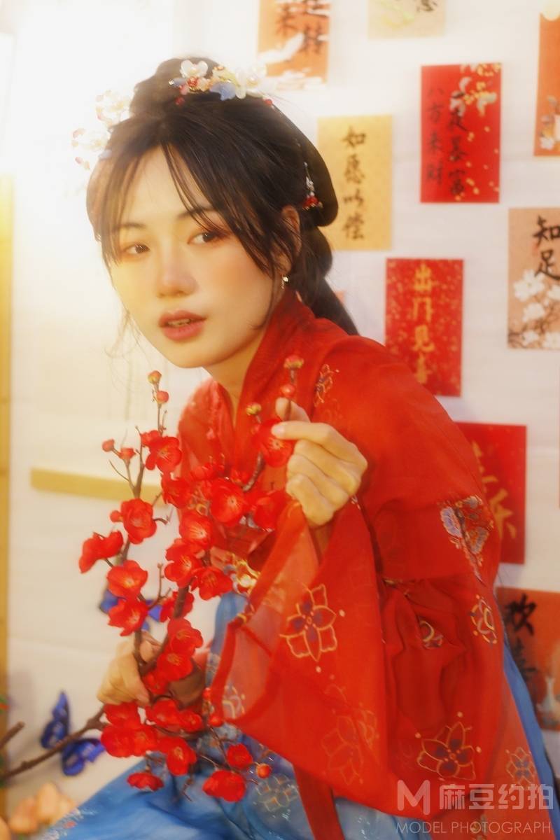 汉服模特
