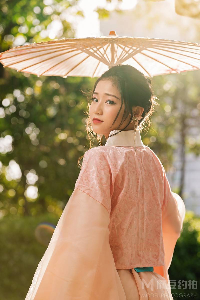 汉服模特