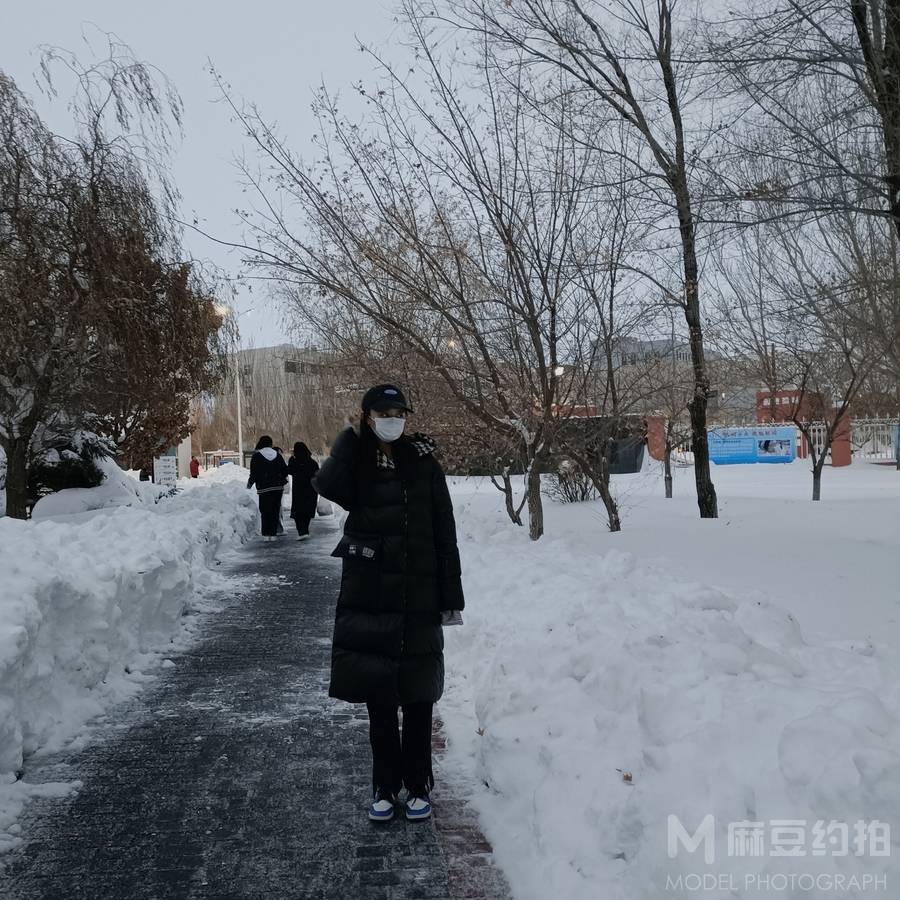 校园模特