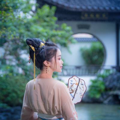汉服模特