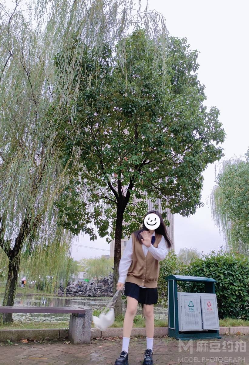 校园模特