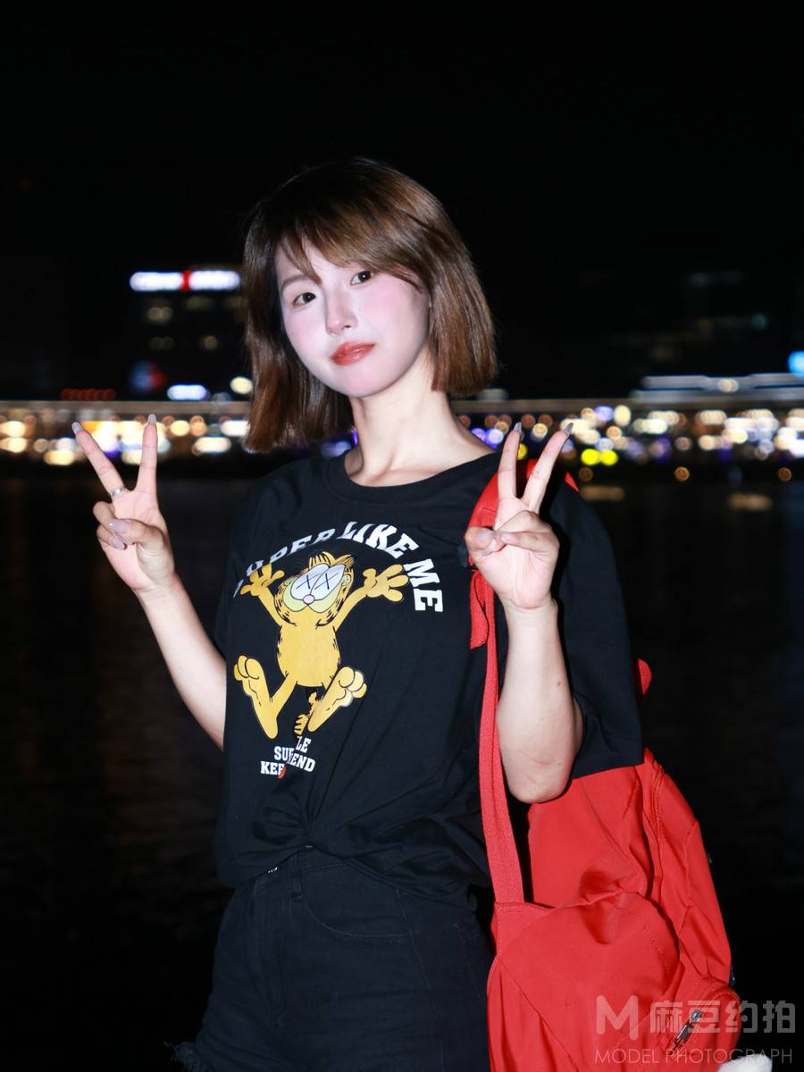 夜景模特