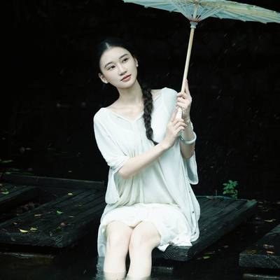 民国模特