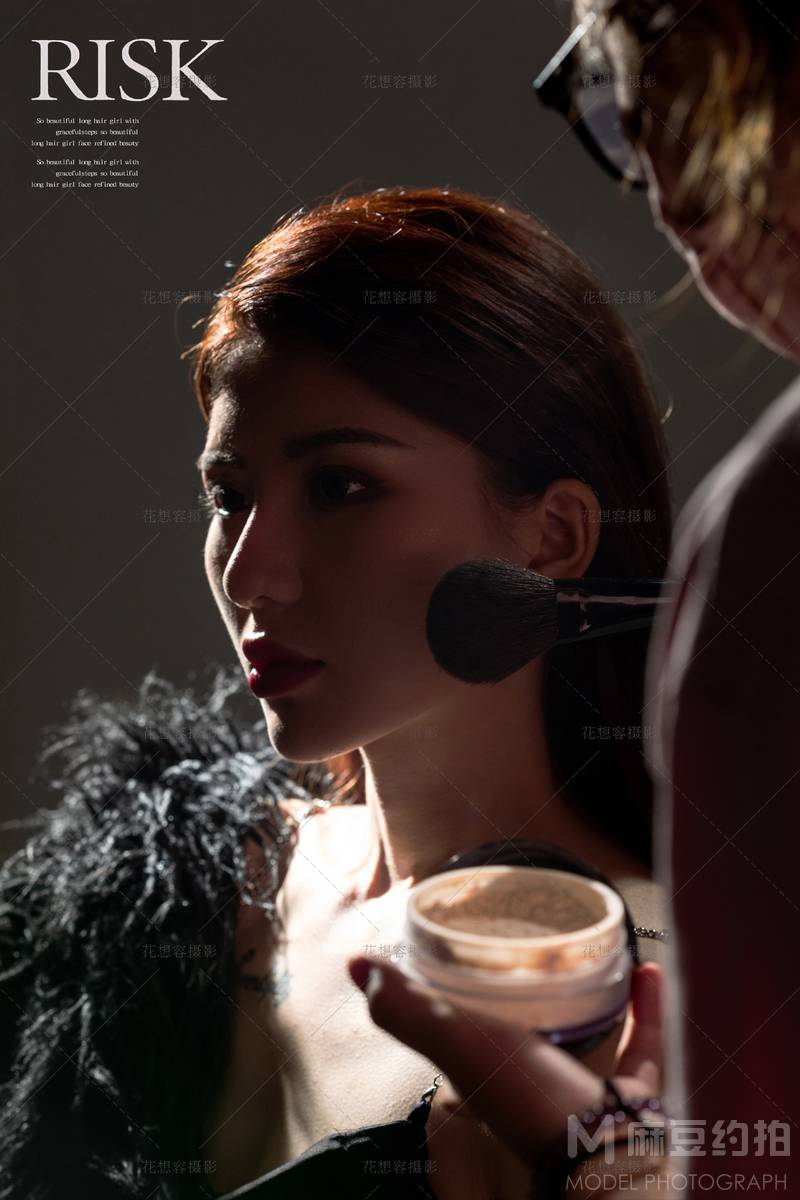 情绪模特