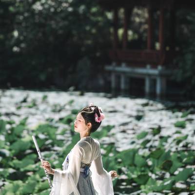 汉服模特