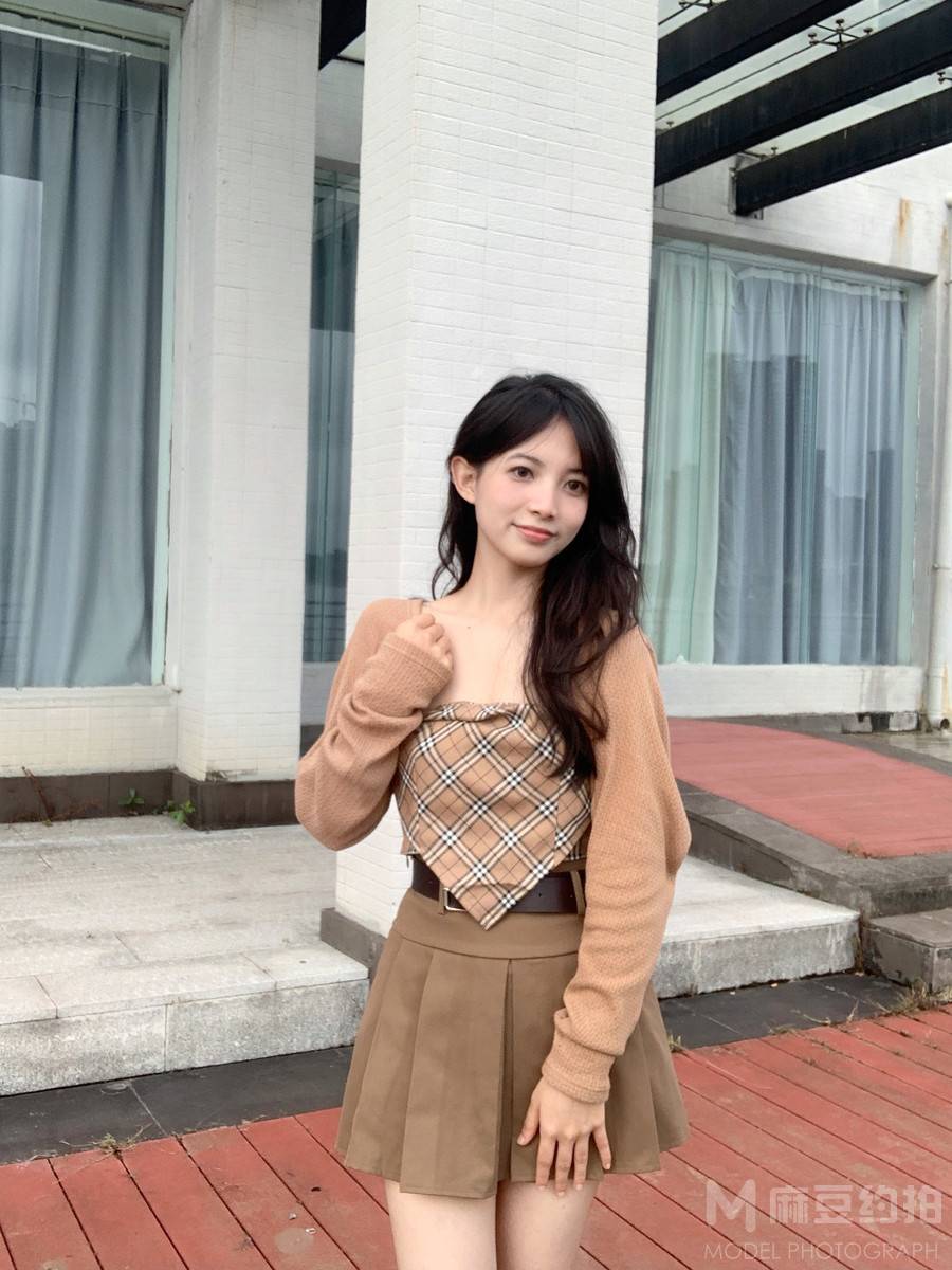 校园模特